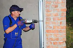 Exclusive Garage Door Service North Richland Hills, TX 817-576-1803 - installation-side